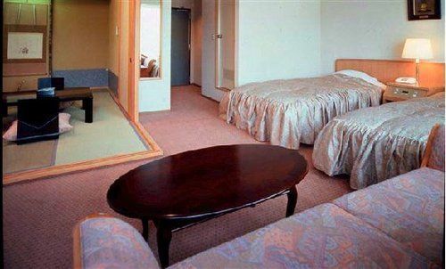 איזונוקוני Hotel Sunvalley Izu Nagaoka מראה חיצוני תמונה